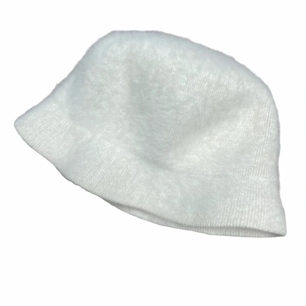 Vintage Betmar New York Angora Blend Off White Fuzzy Bucket Hat Women Y2K - Picture 6 of 9